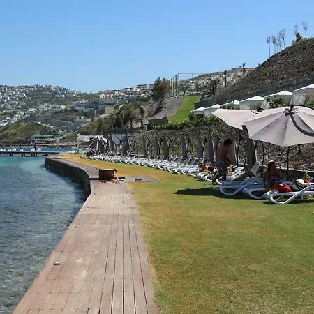 Vilă Bodrum Adabuku Luks 2+1 Ozel Plaj Ve Havuzlu Bogazici
