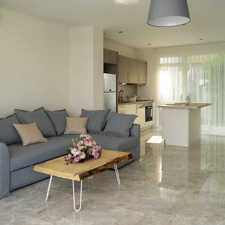 Bodrum Adabuku Luks 2+1 Ozel Plaj Ve Havuzlu