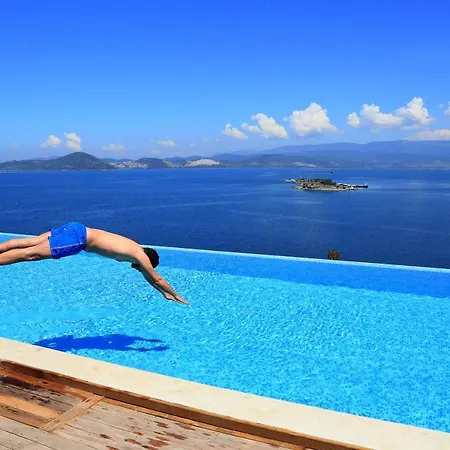 Villa Bodrum Adabuku Luks 2+1 Ozel Plaj Ve Havuzlu